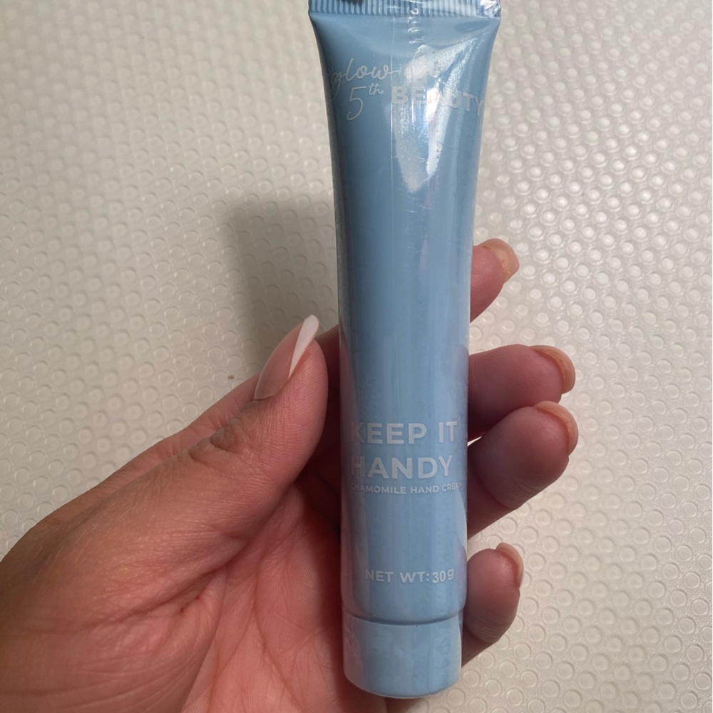 Glow 5th beauty hand lotion